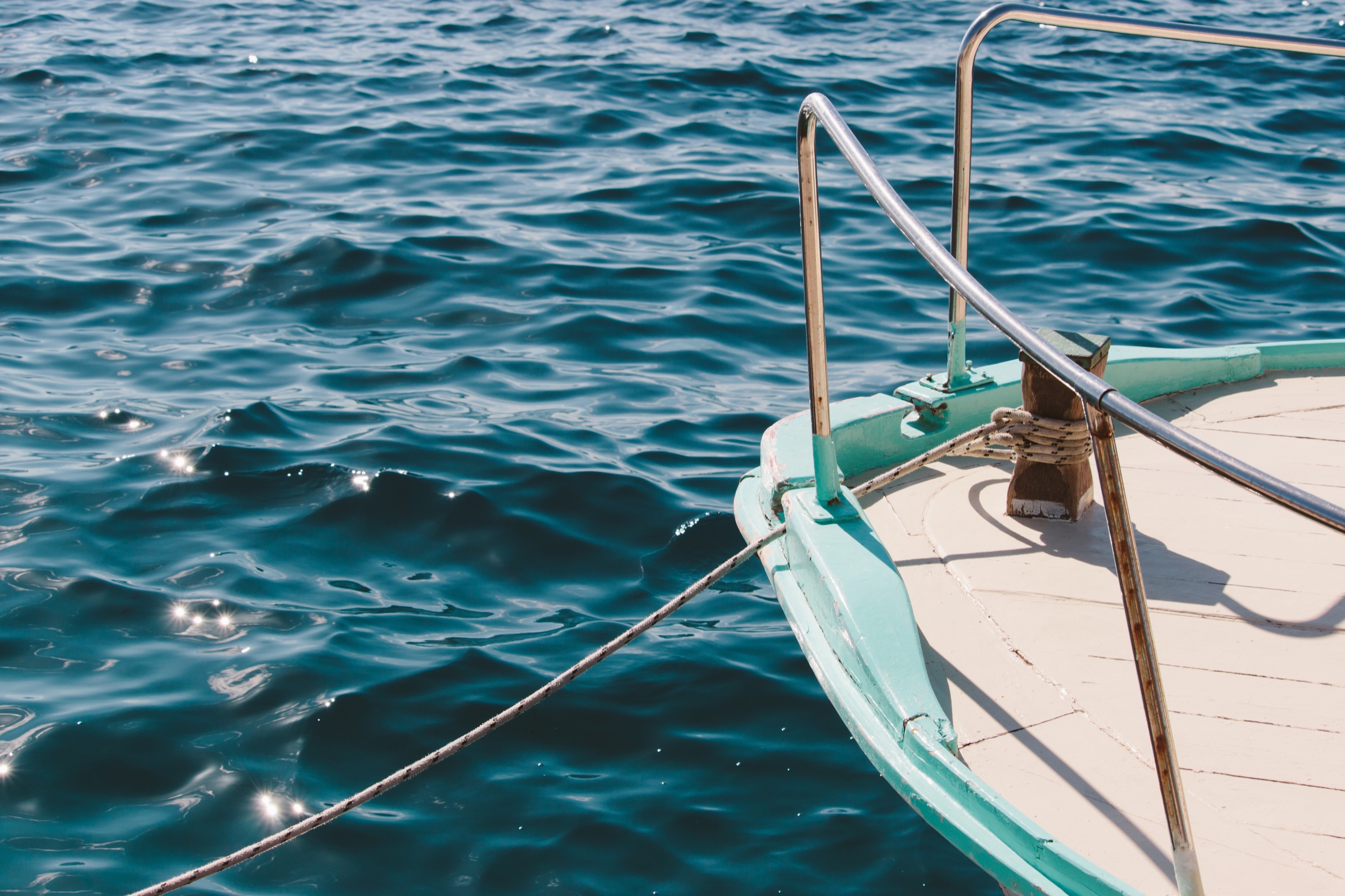 Barca nelle acque del Golfo di Castellammare